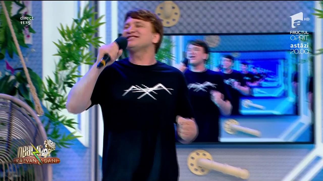 Colaj de melodii celebre cu trupa "Axxa"! "Marea te cheamă" s-a fredonat, din nou, la Neatza cu Răzvan şi Dani!
