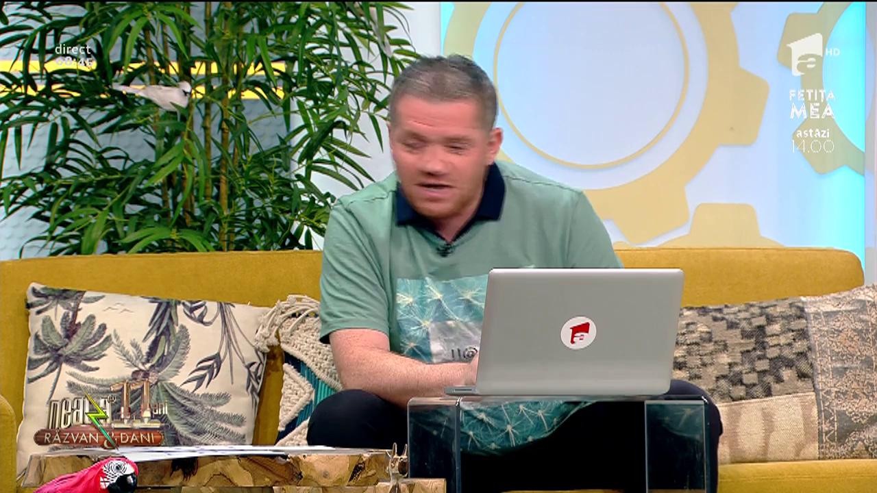 Smiley news - Neatza cu Răzvan și Dani. Cel mai tare imitator de rapperi