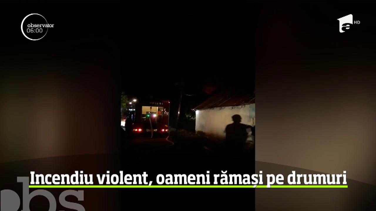 Incediu violent &icirc;n Baia Mare, oameni rămași pe drumuri