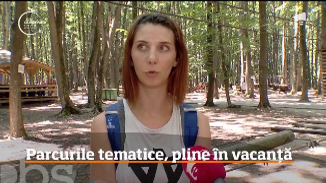 Traseele &icirc;n natură, preferate &icirc;n vacanțe. Parcurile tematice sunt cele mai căutate