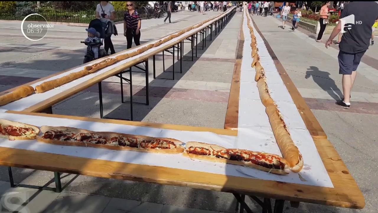Hotdog uriaș pentru o cauză umanitară