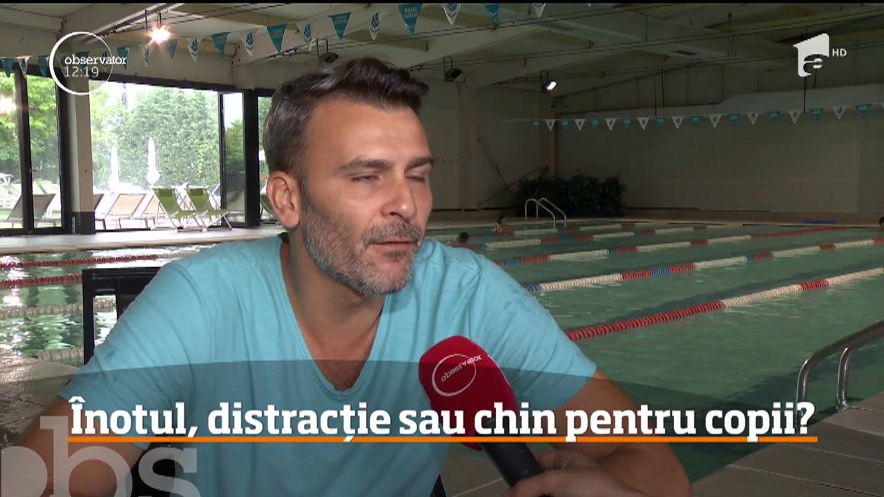 La ce v&acirc;rstă e bine să &icirc;nvățăm copii să &icirc;noate. Sfaturi despre ce trebuie să facem