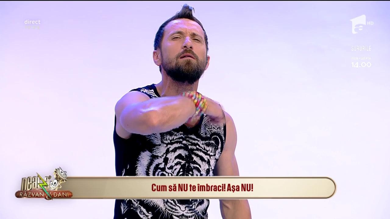 Cum te &icirc;mbraci să agăți &icirc;n club. Dani Oțil, demonstrație, &icirc;n direct, la Neatza cu Răzvan și Dani: Pui brățări pe tine p&acirc;nă faci ca șarpele cu clopoței