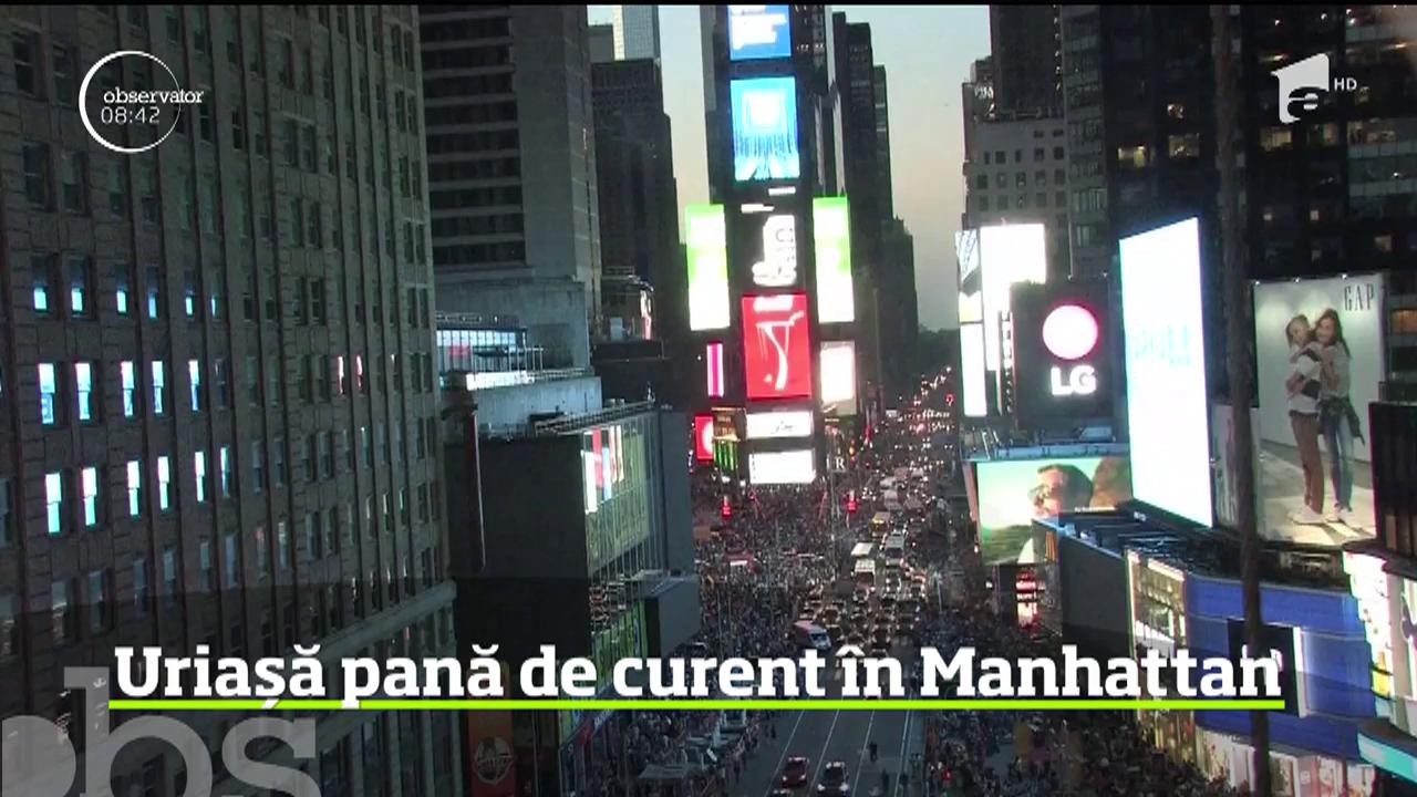 Uriașă pană de curent &icirc;n Manhattan. Străzile s-au umplut de oameni dezorientaţi