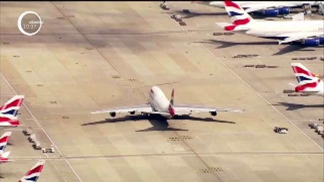 Cea mai mare companie aeriană britanică a suspendat zborurile spre Egipt