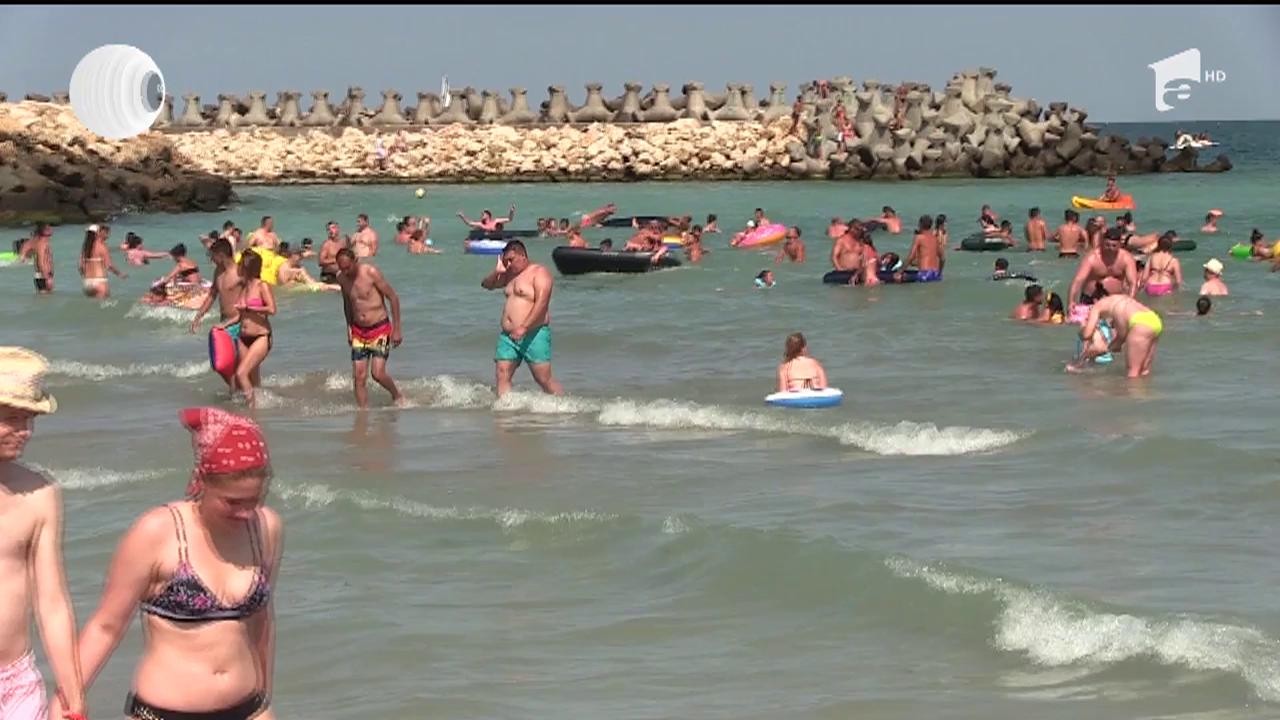 Salvamar bătut de iubitul unei fete salvate