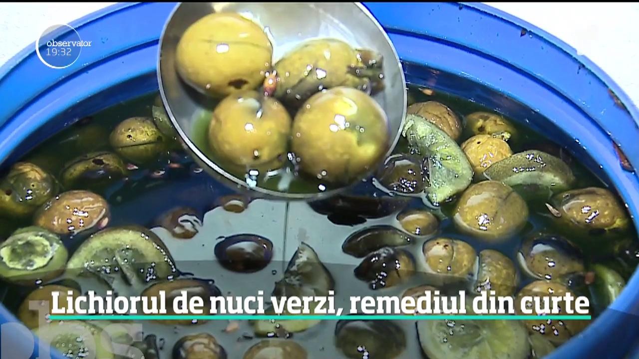 Lichiorul de nuci verzi, remediul din curte