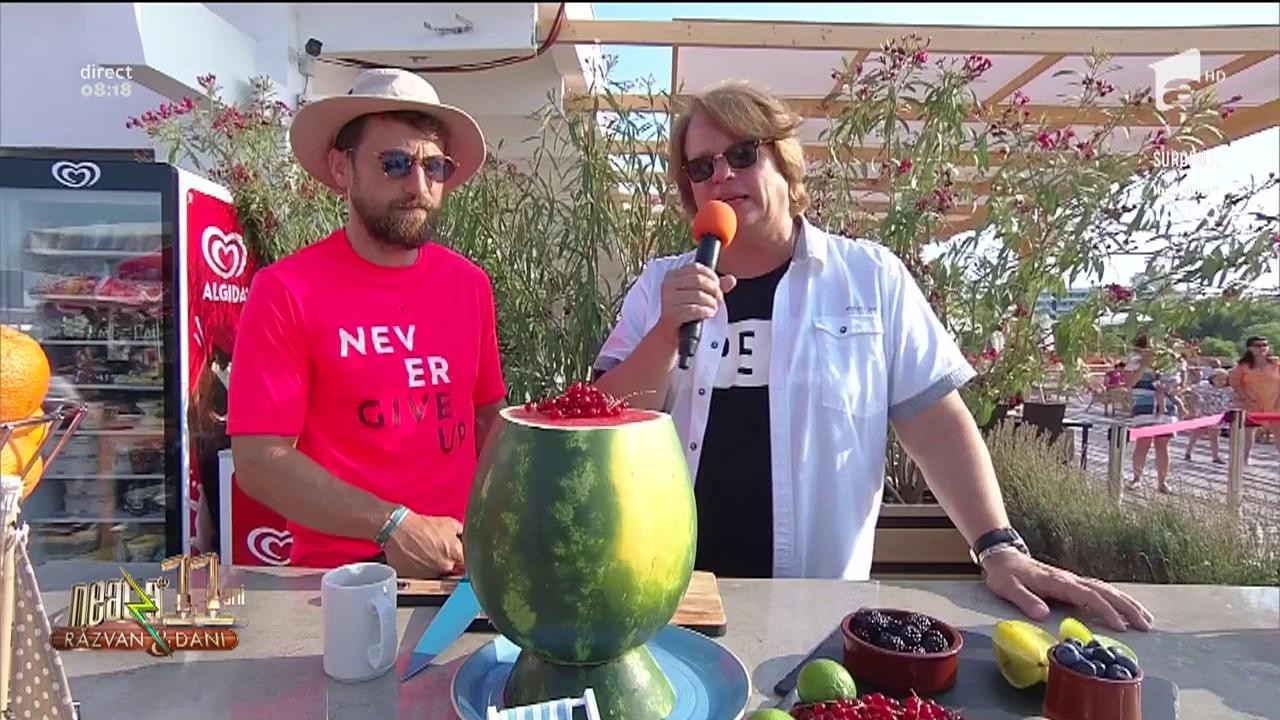 Rețeta Zilei - Neatza cu Răzvan și Dani. Cupă de sănătate - un desert răcoritor