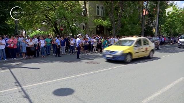 Să fii medic &icirc;n Rom&acirc;nia a devenit mult mai tentant, de c&acirc;nd salariile au crescut. O dovedesc mii de tineri care s-au luptat pentru un loc &icirc;n facultăţile de medicină