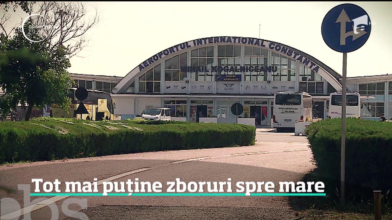 Tot mai puține zboruri spre litoral