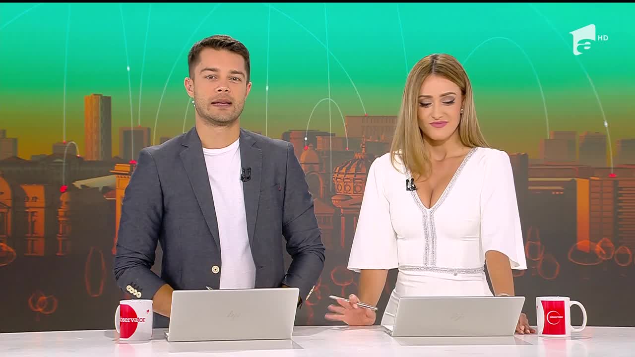 Decor de basm &icirc;ntr-un oraş din China! Mai multe clădiri au fost proiectate deasupra mării