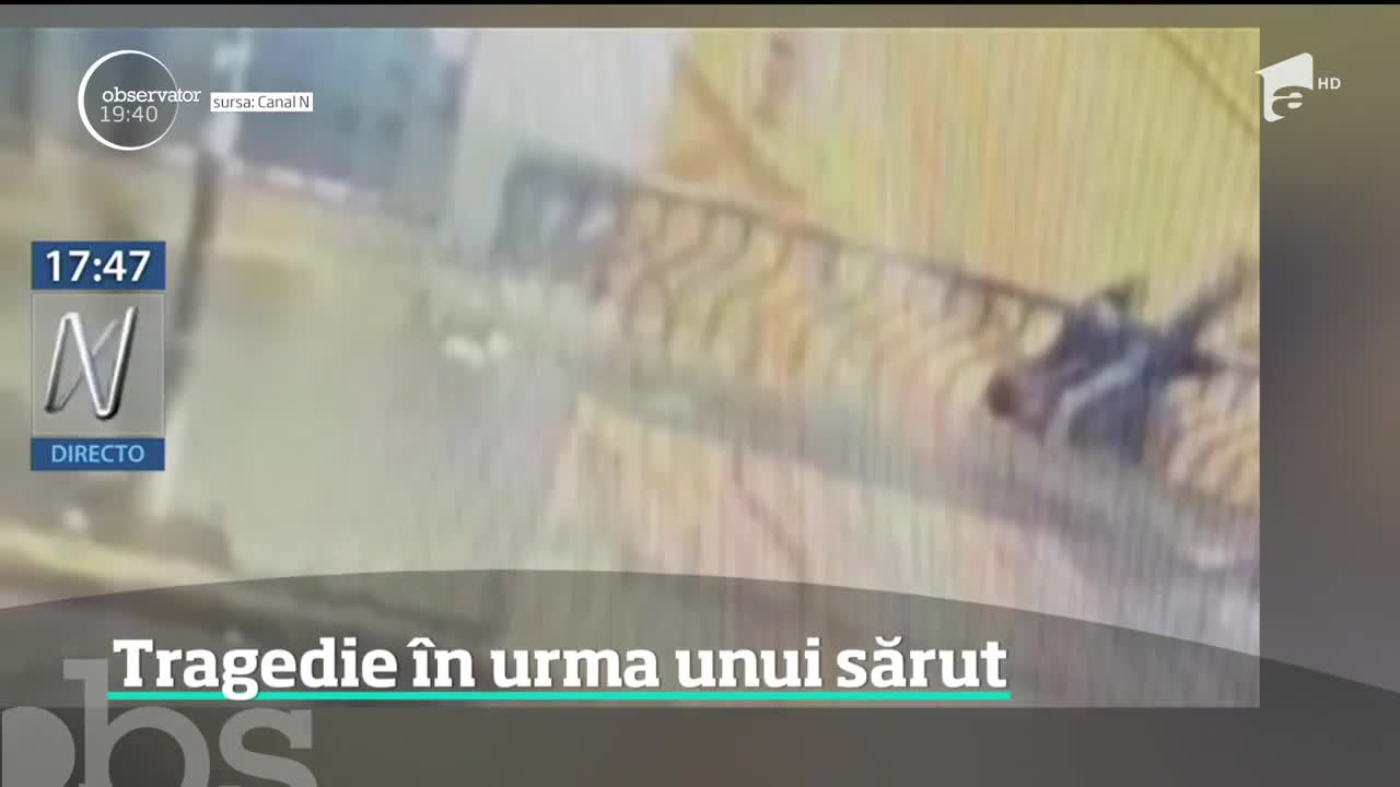 Tragedie &icirc;n urma unui sărut. Str&acirc;ns &icirc;mbrăţişaţi, &icirc;ndrăgostiţii alunecă peste o balustradă