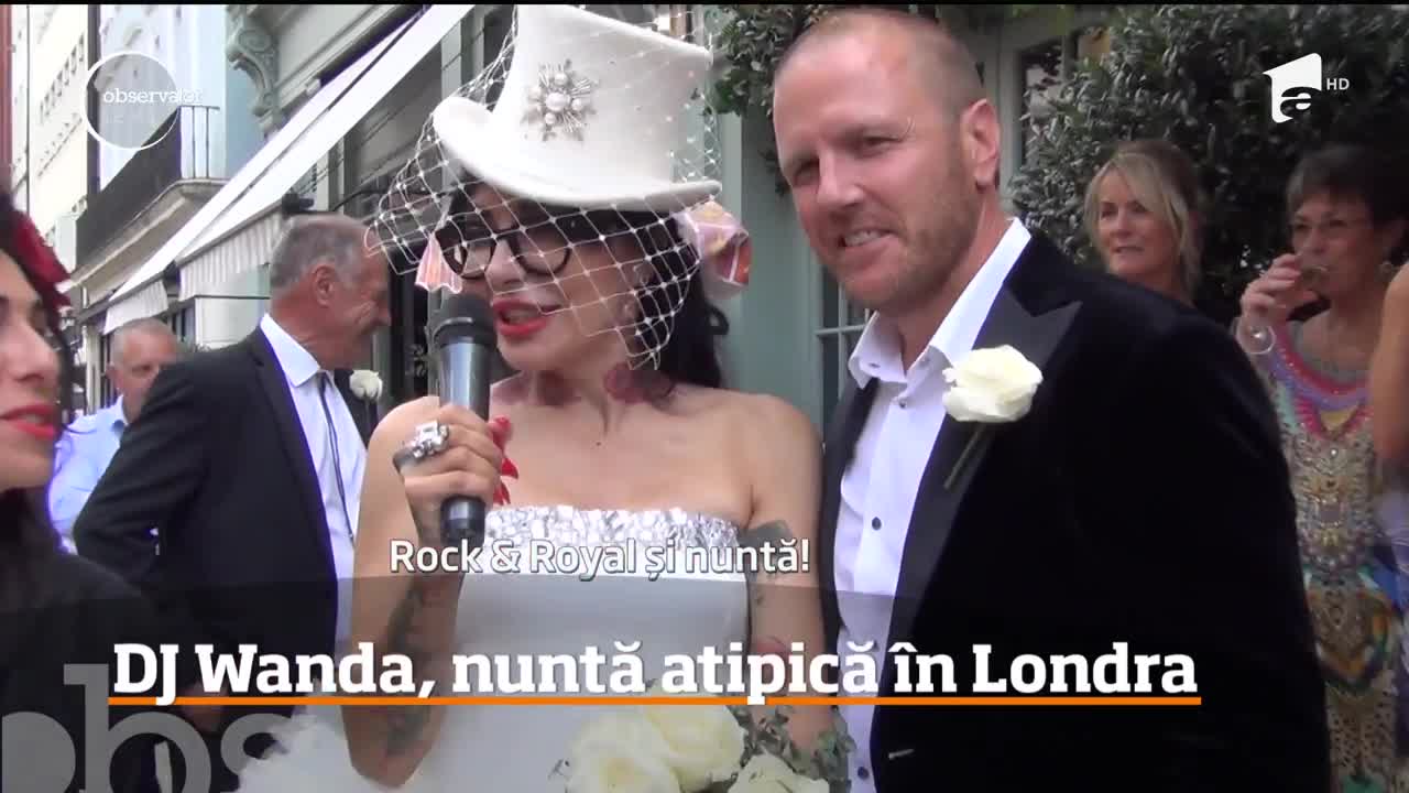 Excentrica DJ Wanda s-a măritat! Rom&acirc;nca i-a spus "Da" iubitului ei