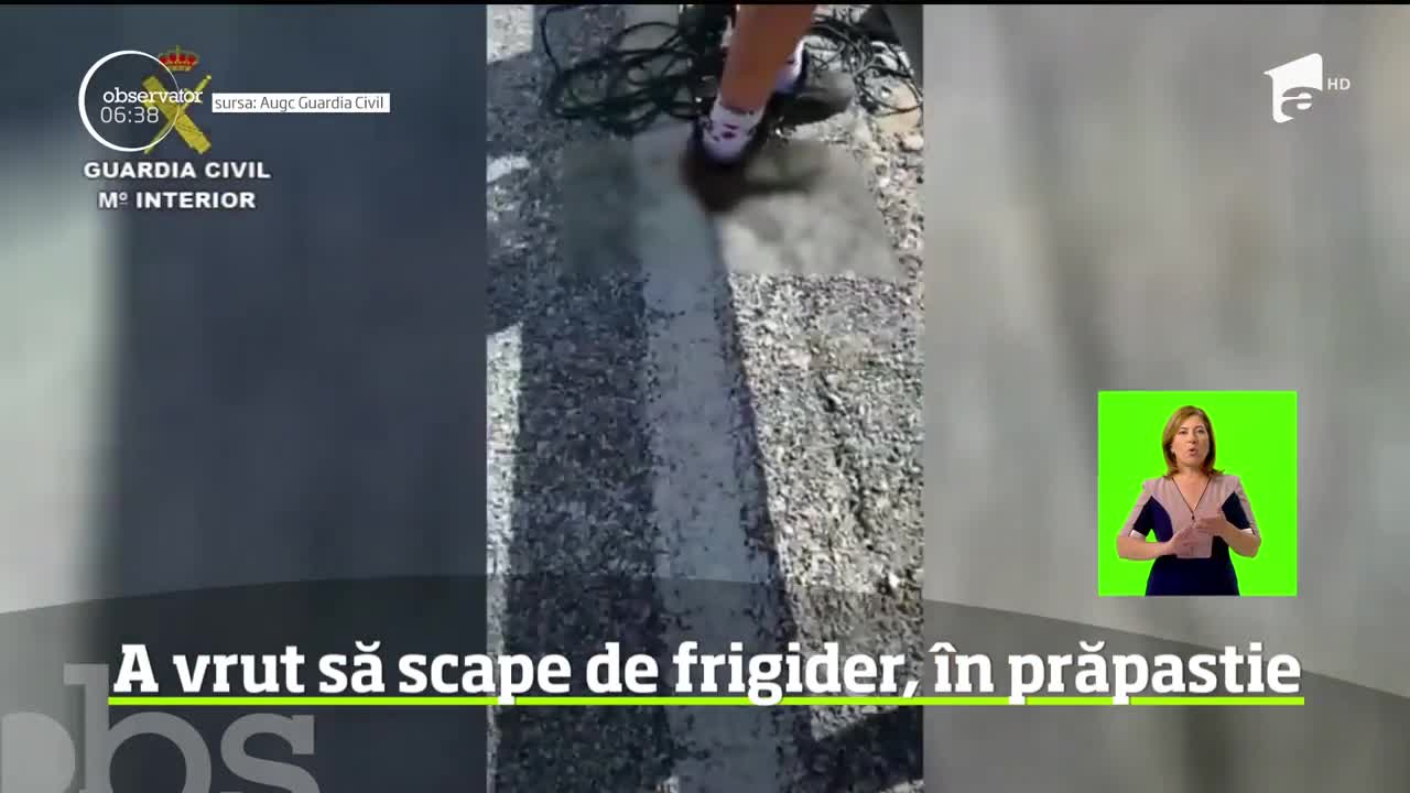 Un t&acirc;năr a fost amendat cu 45.000 de euro după ce a aruncat  un frigider vechi &icirc;ntr-o prăpastie, &icirc;n Spania