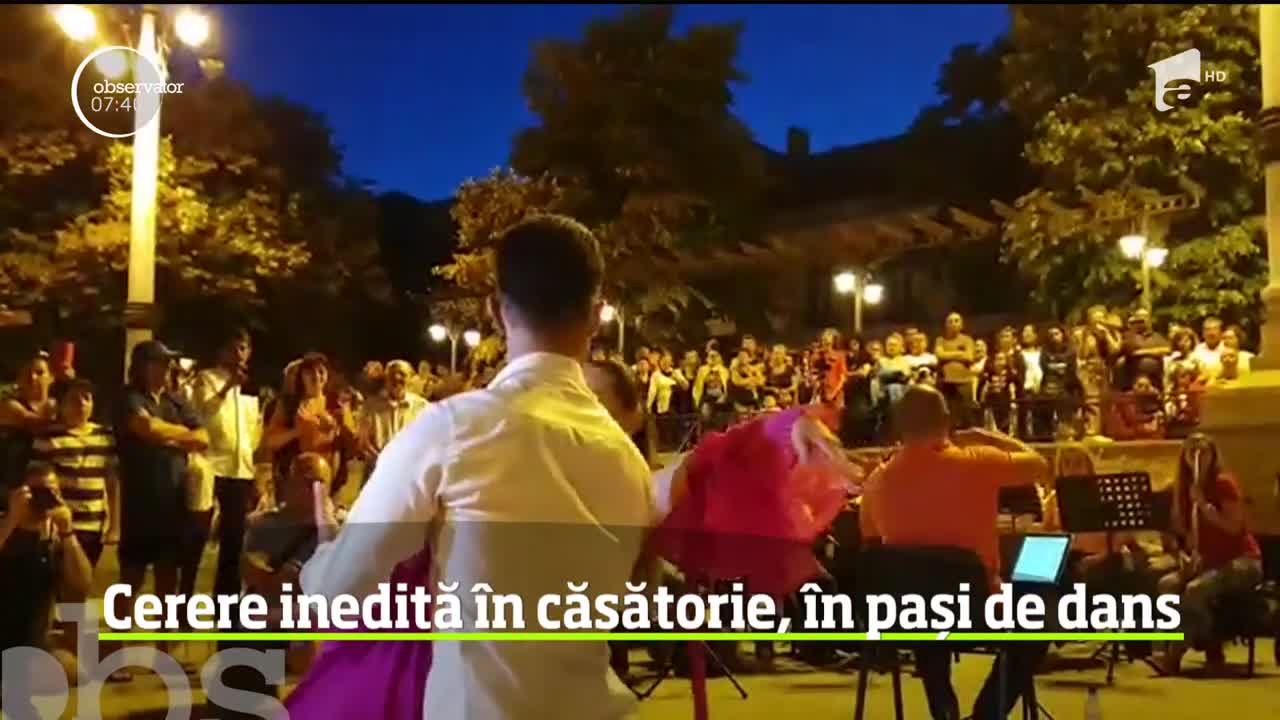 O t&acirc;nără din Constanţa a fost cerută &icirc;n căsătorie, &icirc;n paşi de dans