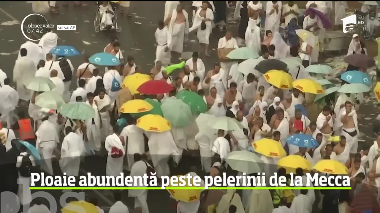 Ploaie torenţială, neobişnuită &icirc;n aceste locuri, peste  pelerinii de la Mecca
