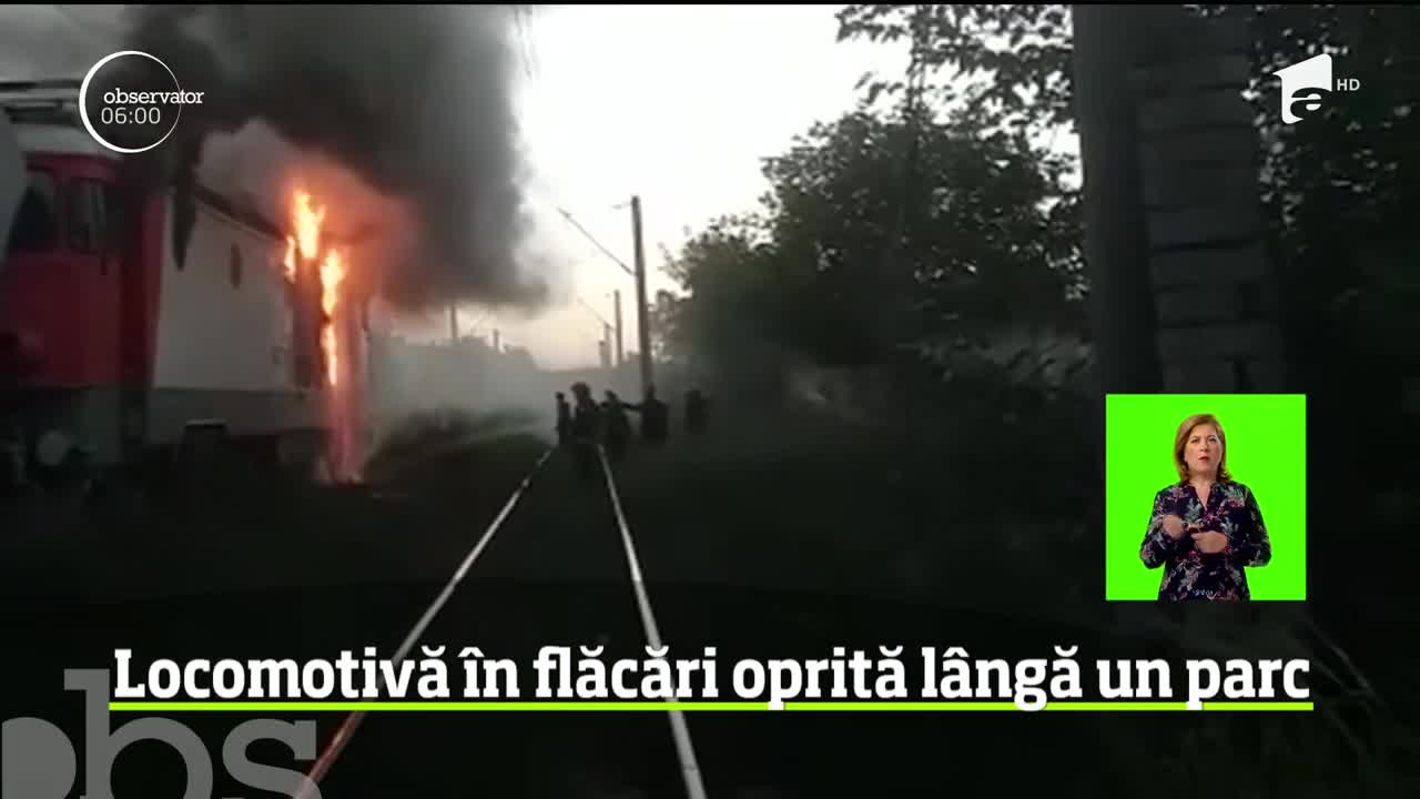 Locomotivă &icirc;n flăcări oprită l&acirc;ngă un parc din Constanța