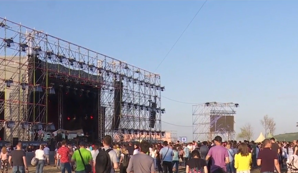 Capitala Distracţiei se află &icirc;n Moldova! Festivalul Afterhills se &icirc;ntinde pe două weekenduri