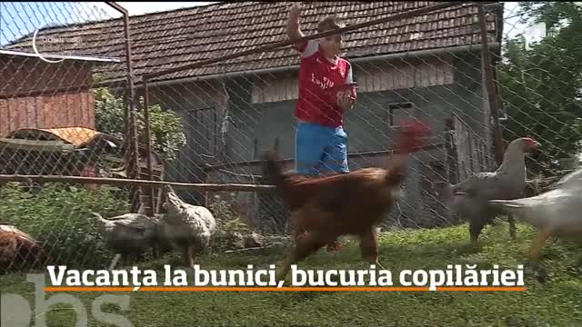 Pentru mulţi copii, vacanţa de vară &icirc;nseamnă zile preţioase petrecute alături pe bunici, pe uliţele satelor pitoreşti
