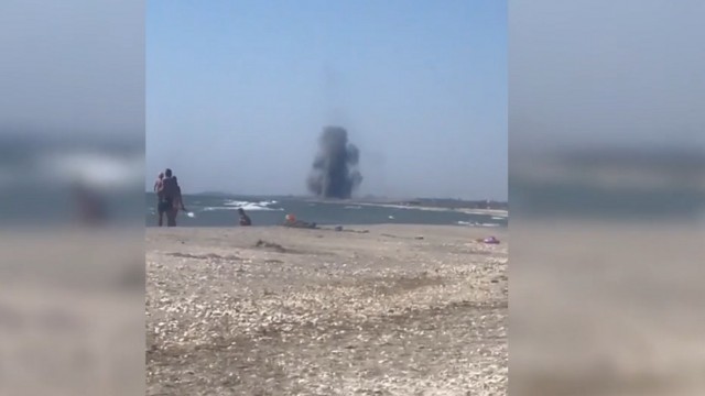 Imagini Cu Exploziile De Pe Plaja Vadu Surprinse De Turisti