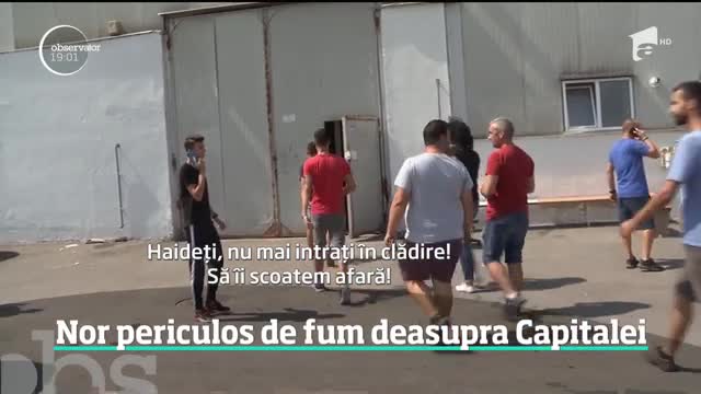 Ore &icirc;ntregi de panică &icirc;n Capitală, &icirc;n urma unui incendiu de proporţii. Sute de oameni au fost evacuaţi