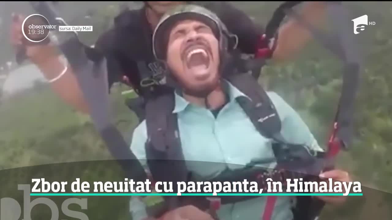 Zbor de neuitat cu parapanta, &icirc;n Himalaya