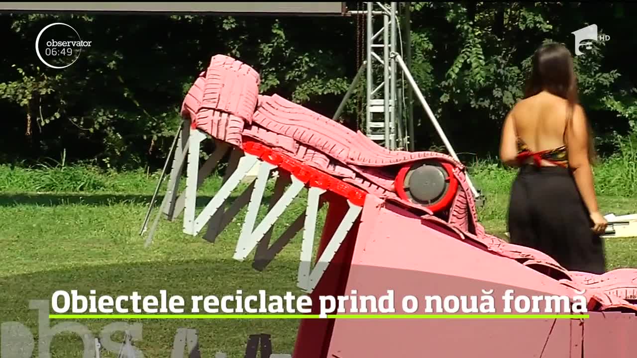 Materialele reciclate pot prinde din nou viaţă şi &icirc;n m&acirc;inile artiştilor