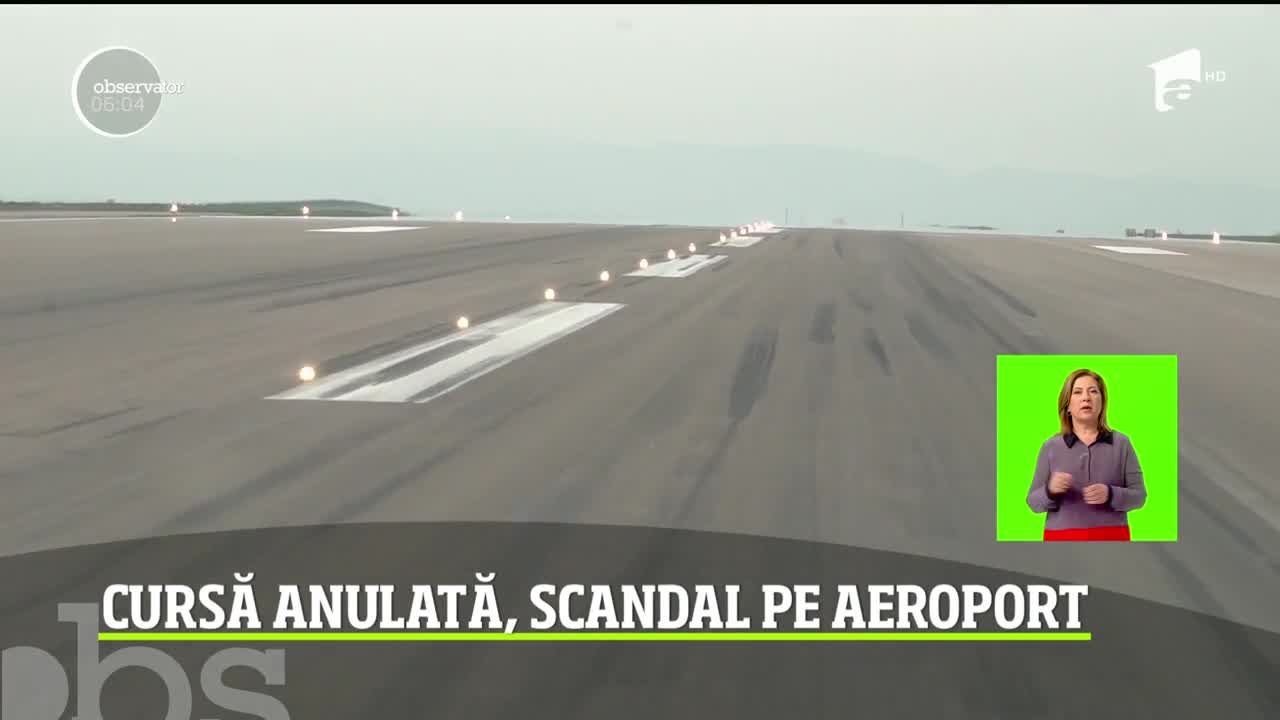 Scandal pe aeroportul din Suceava! Peste o sută de pasageri au protestat, după ce au aşteptat &icirc;n zadar să fie reparată aeronava care urma să-i ducă la Roma