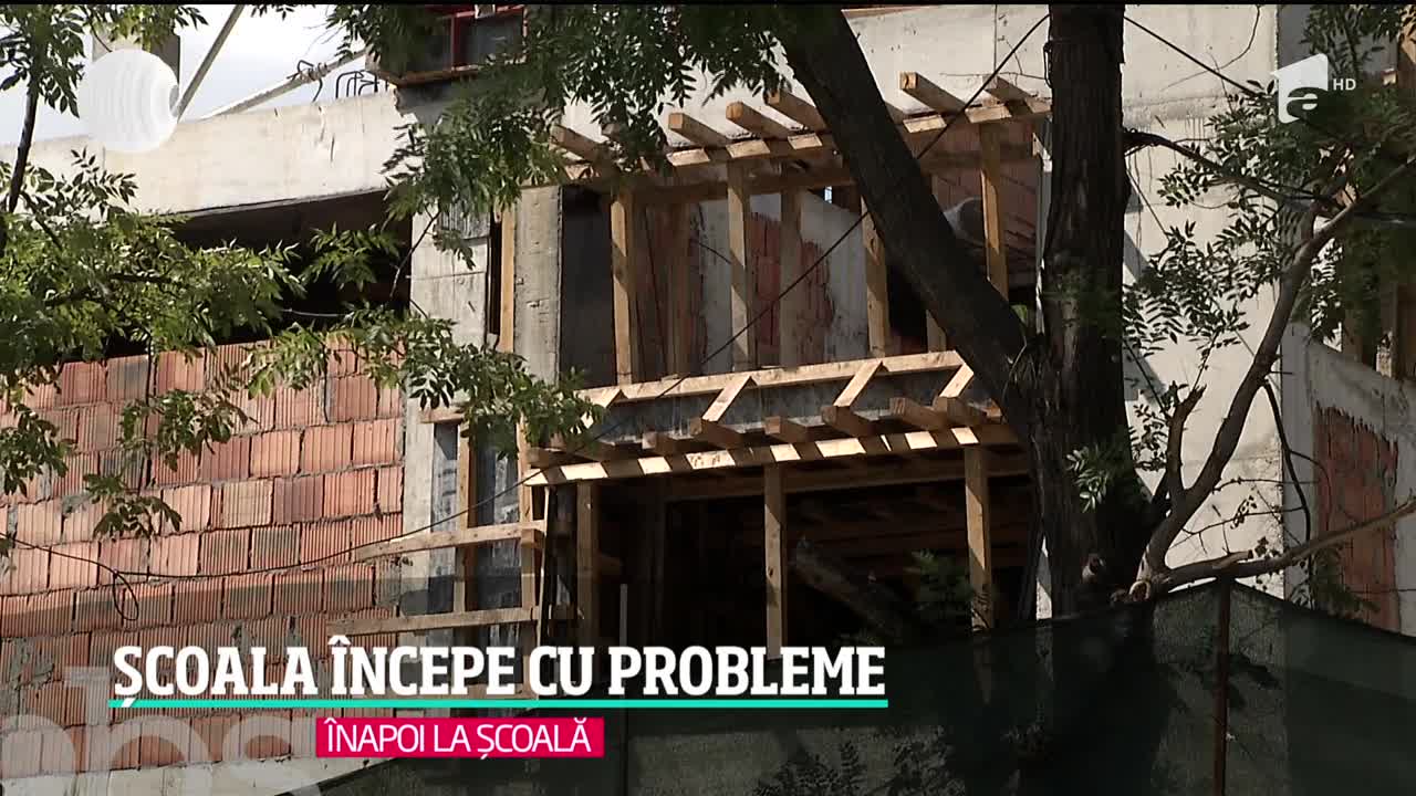 Şcoala &icirc;ncepe, vechile probleme răm&acirc;n. Mii de elevi vor &icirc;nvăţa &icirc;n clădiri fără toalete, fără autorizaţii şi chiar fără manuale