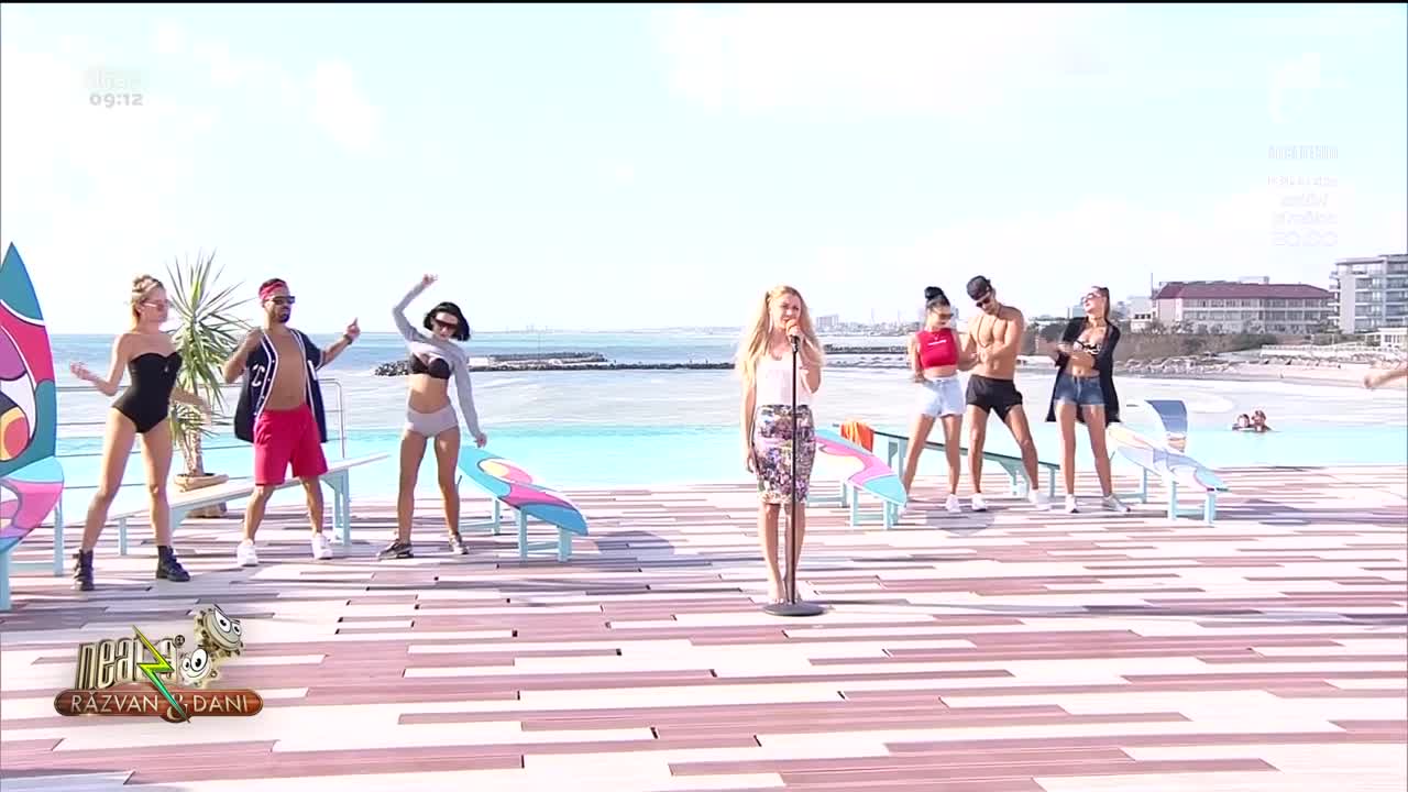Neatza cu Răzvan și Dani. Betty Stroe c&acirc;ntă melodia Ești frumoasă