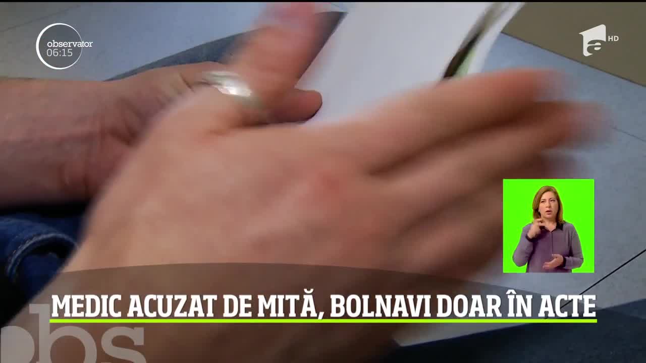 Un medic din Cluj este cercetat pentru luare de mită, după ce ar fi ajutat zeci de persoane să &icirc;ncasez pensii de handicap sau de boală