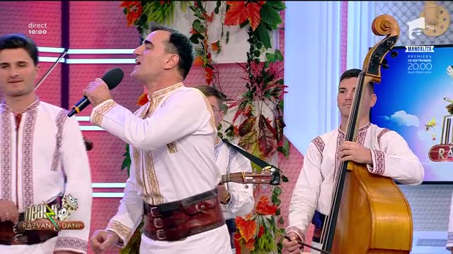 Ansamblul Etnofolcloric Plaiesii din Chișinău c&acirc;ntă, la Neatza cu Răzvan și Dani, melodia - La omul care mi-i drag