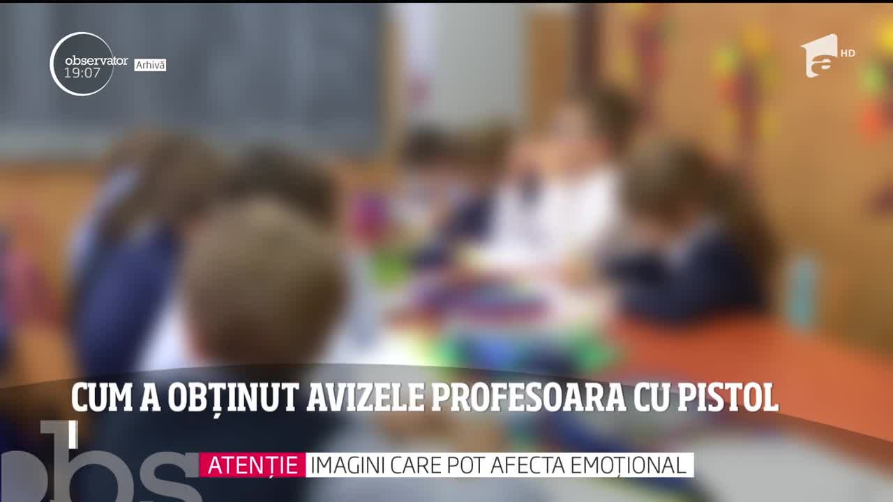 Profesoara acuzată că vine cu arma la ore a fost refuzată de doi psihologi pentru aviz. Un psihiatru i-a dat semnătura p&acirc;nă la urmă
