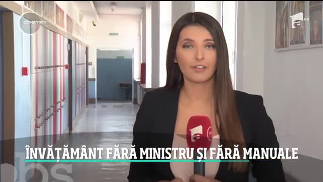 Sute de mii de elevi nu au nici acum manuale după care să &icirc;nveţe. Ce spun reprezentanţii Ministerului Educaţiei