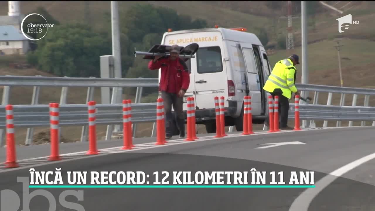 11 ani a durat &icirc;n Rom&acirc;nia construcţia unei şosele de centură. Şi chiar şi &icirc;n ziua inaugurării, şoferii au fost nevoiţi să aştepte deschiderea traficului