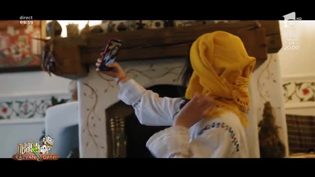Ana-Maria Ababei c&acirc;ntă, la Neatza cu Răzvan și Dani, melodia - Ia mai lasă-mă &icirc;n pace!