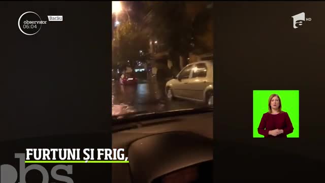 Vremea s-a schimbat radical &icirc;n doar c&acirc;teva ore. Un val de aer polar a intrat prin vestul ţării şi a adus frig, ploi şi v&acirc;nt