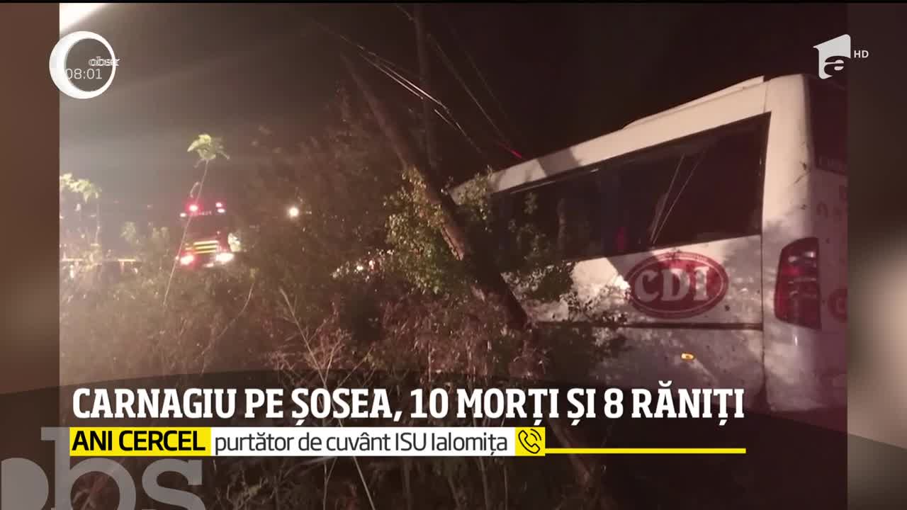 Carnagiu pe şosea din judeţul Ialomiţa. Zece oameni au murit şi opt au fost răniţi după ce un microbuz s-a lovit de un TIR