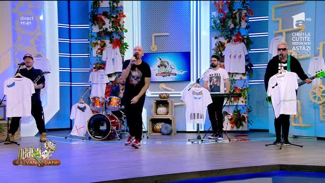 Neatza cu Răzvan și Dani. Voltaj c&acirc;ntă melodia 20 de ani