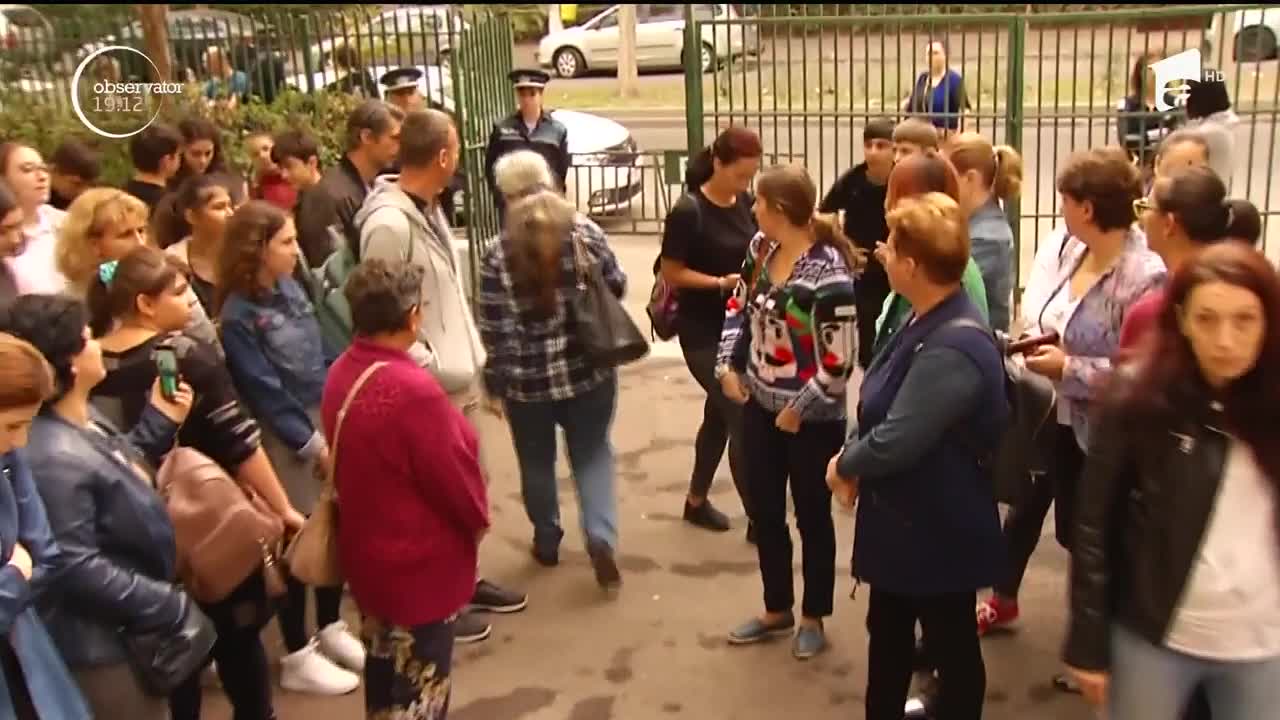 Profesoara de tehnologie, acuzată că &icirc;şi terorizează elevii, predă &icirc;n clase goale