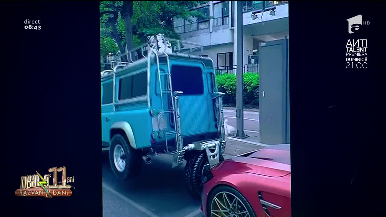Smiley News - Neatza cu Răzvan și Dani. Cea mai tare invenţie pentru parcarea laterală