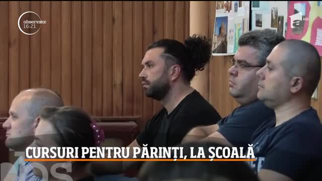 Cursuri pentru părinți, la o școală din Oradea