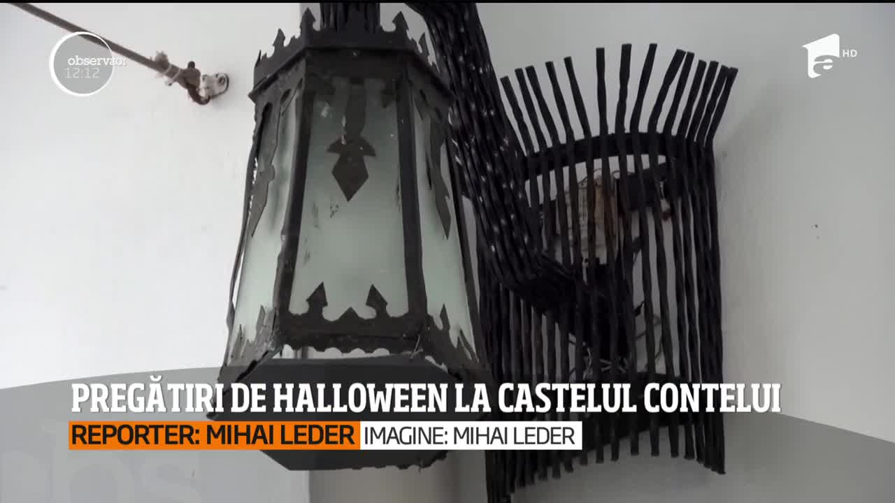 Pregătiri de Halloween la Castelul Dracula. Bucătarii &icirc;i așteaptă pe turişti cu ciolan de strigoi şi coaste de demon