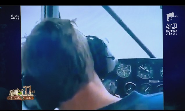 Smiley News - Neatza cu Răzvan și Dani. Pilotul care se face că leșină vs. bătr&acirc;na care sforăie
