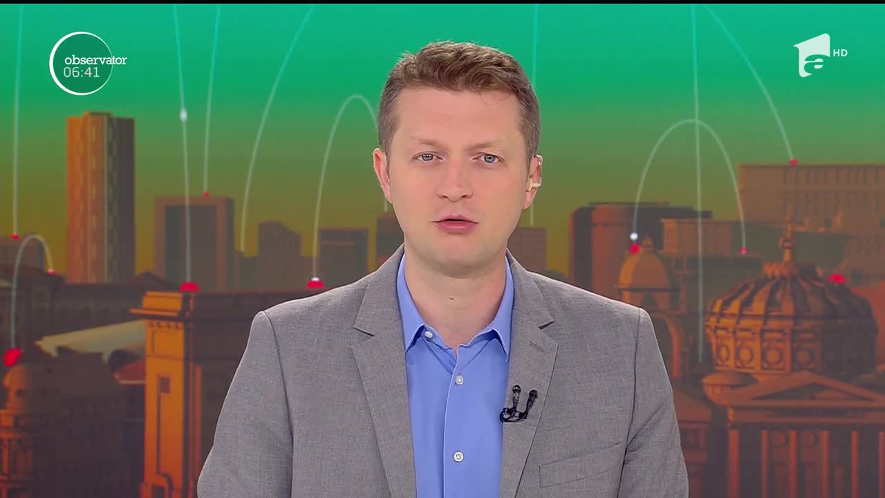 Misiune colectivă pentru salvarea unui elefant ce rămăsese blocat &icirc;ntr-o mlaştină din India