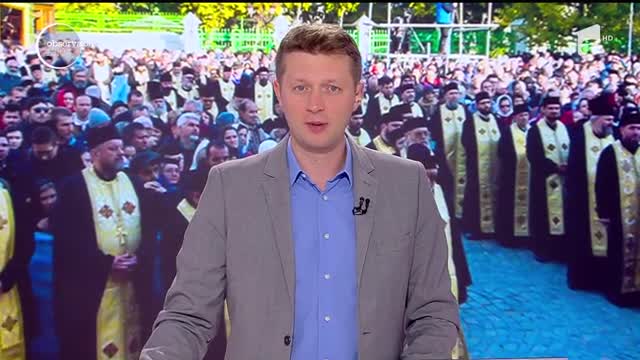 Catedrala Patriarhală a devenit loc de pelerinaj &icirc;n aşteptarea sărbătorii Sf&acirc;ntului Dimitrie cel nou. Mii de oameni au stat la coadă toată noaptea