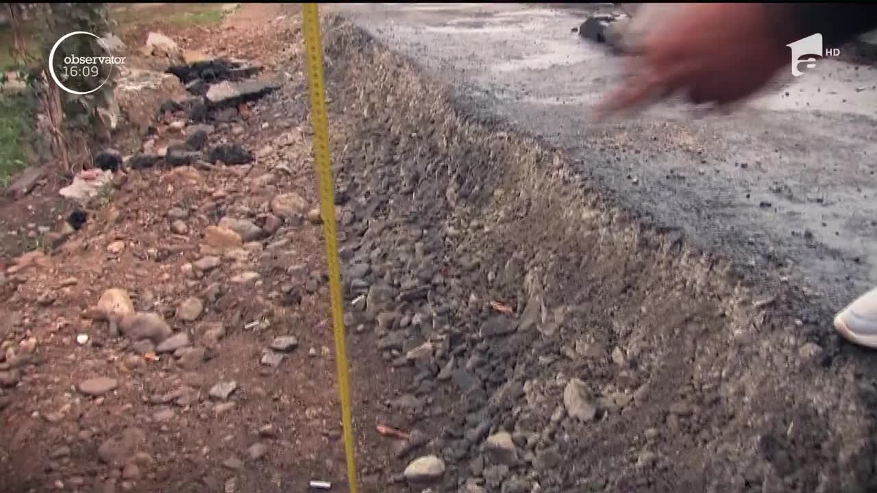 Locuitorii unui sat din Bihor, revoltați pentru că drumul proaspăt reparat le blochează accesul &icirc;n curţi
