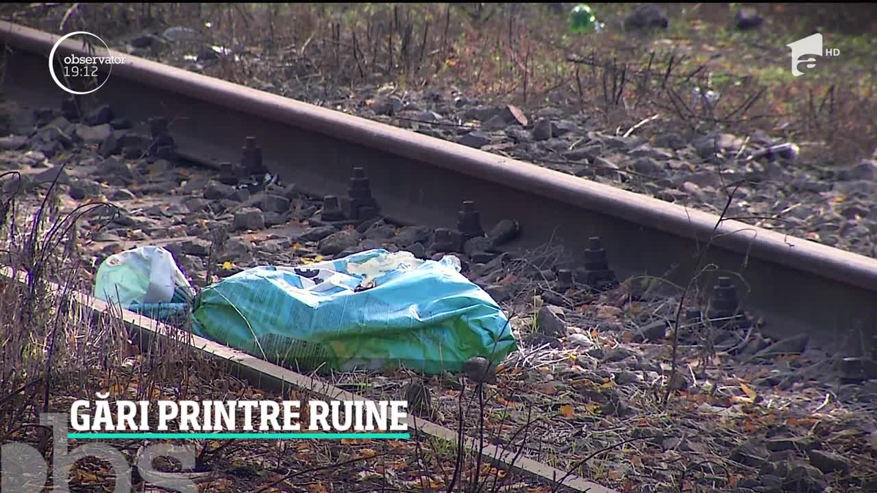 Sute de gări din Rom&acirc;nia, &icirc;n ruină