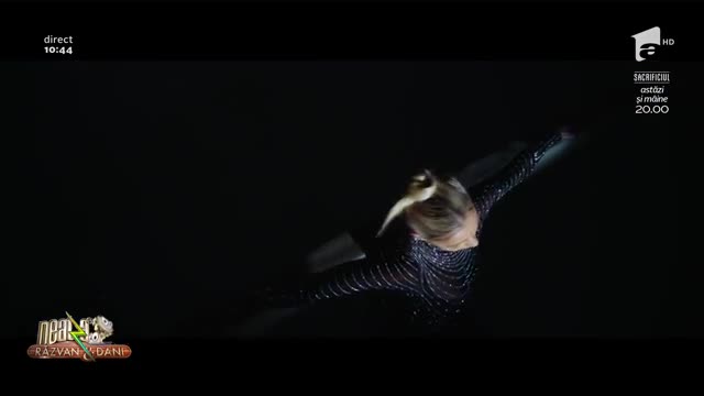 Neatza cu Răzvan și Dani. Alina Eremia c&acirc;ntă piesa Printre cuvinte