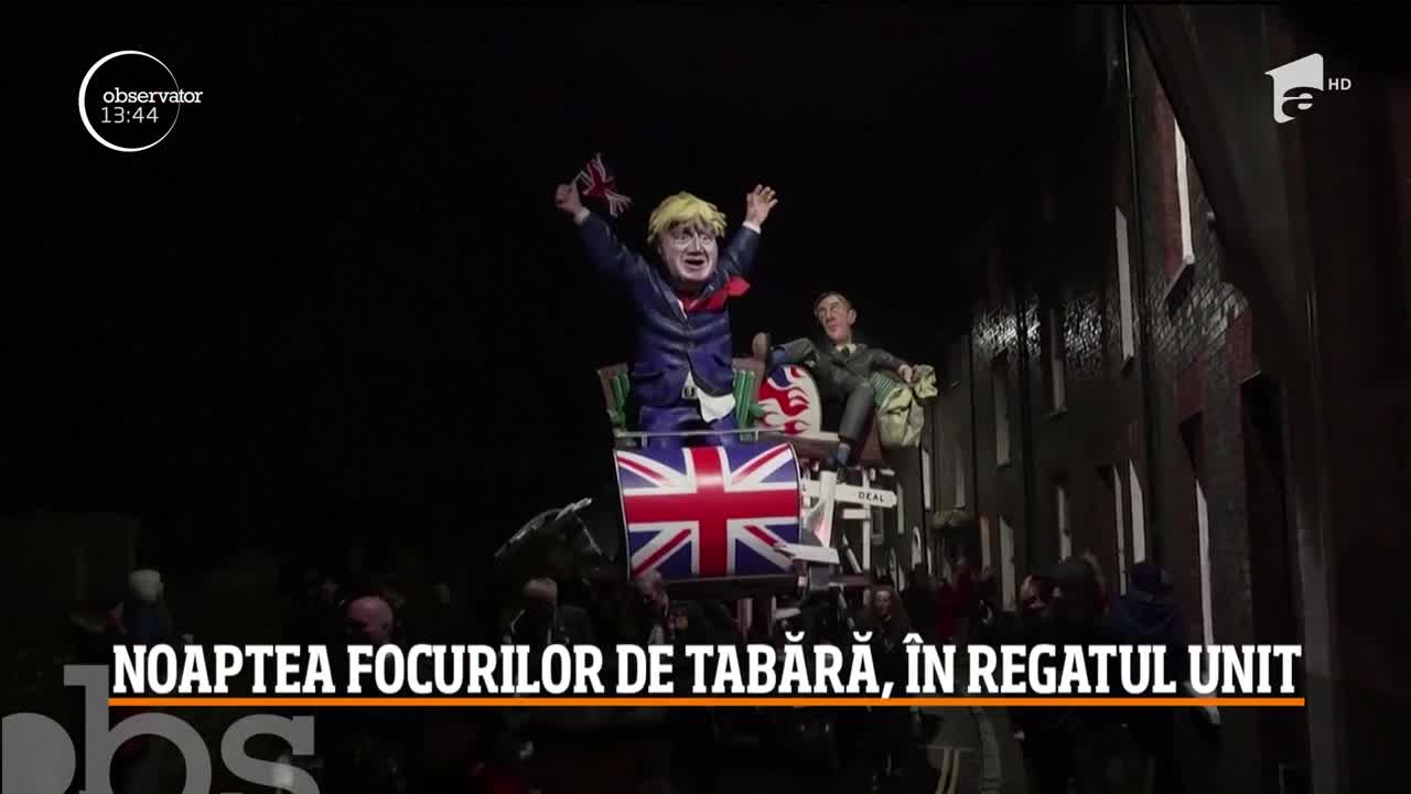 Sărbătoare &icirc;n Regatul Unit. Britanicii au sărbătorit noaptea focurilor de tabără